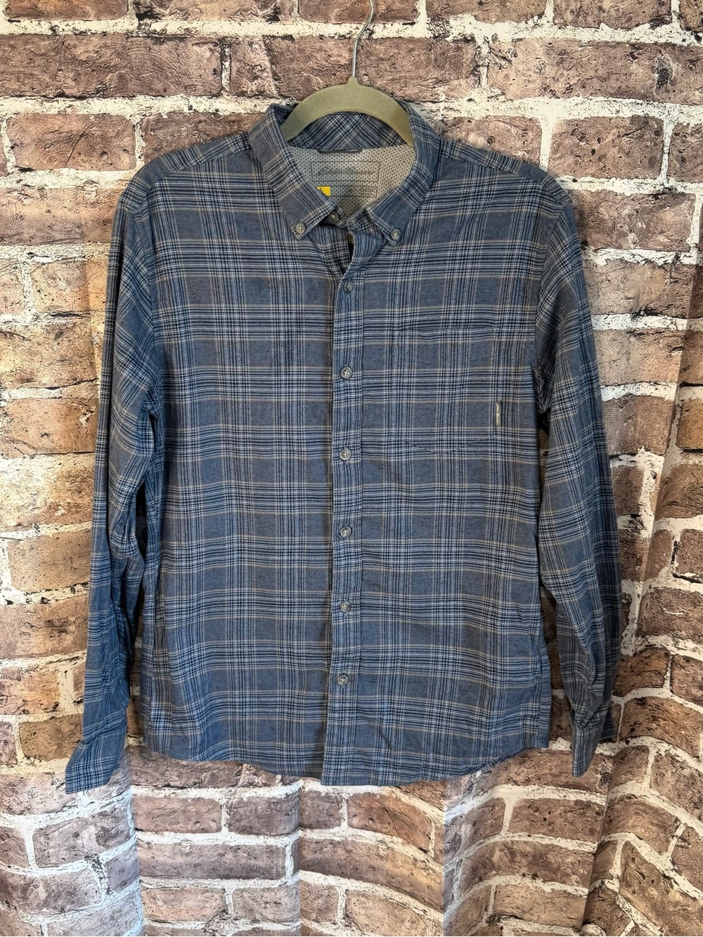 Eddie Bauer First Ascent Men’s Blue Plaid Long Sleeve Button Down Shirt S